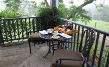 Sanctuary Hill Retreat - Schoolies Week Accommodation 2