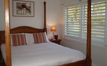 Yarralaw Springs Wines Vine Loft Bed And Breakfast - Schoolies Week Accommodation 2