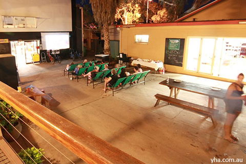 Alice Springs YHA - Schoolies Week Accommodation 0