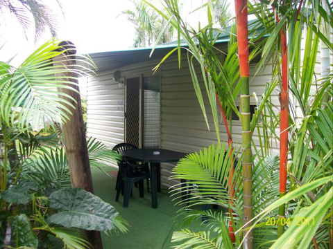 Flying Fish Point Tourist Park - Schoolies Week Accommodation 1