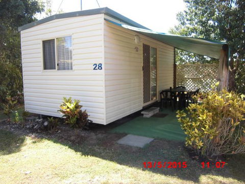 Flying Fish Point Tourist Park - Schoolies Week Accommodation 3