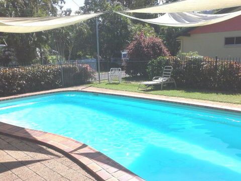Flying Fish Point Tourist Park - Schoolies Week Accommodation 5