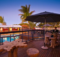 Exmouth YHA - Schoolies Week Accommodation