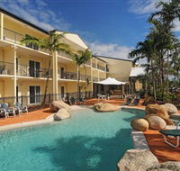 Cairns Queenslander Hotel and Apartments - Schoolies Week Accommodation