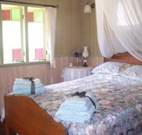 Flora Alba Accommodation - Schoolies Week Accommodation