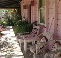 Barcaldine Blacksmiths Cottage - Schoolies Week Accommodation