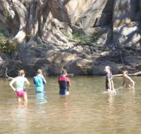 Murphys Creek Escape - Schoolies Week Accommodation