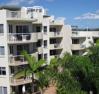 The Burlington Holiday Apartments - Schoolies Week Accommodation