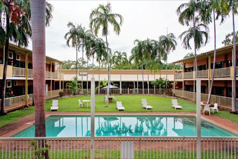 Litchfield Motel - Schoolies Week Accommodation 0