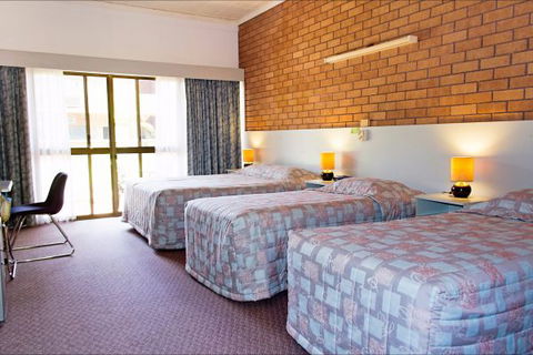 Litchfield Motel - Schoolies Week Accommodation 3