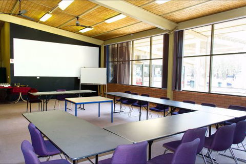 Litchfield Motel - Schoolies Week Accommodation 8
