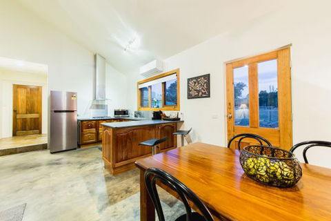 Alpine Edge Accommodation - Schoolies Week Accommodation 4