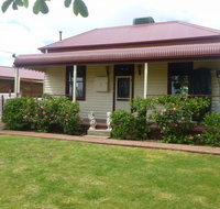 Country Cottages BB - Schoolies Week Accommodation