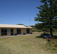 LJ Hooker Goolwa Holiday Rentals - 15 Eaton Avenue Goolwa Beach - Schoolies Week Accommodation