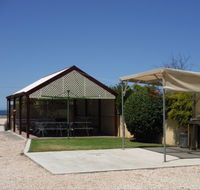 Anchorage 8 - Schoolies Week Accommodation