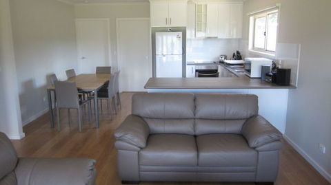 KVH Panorama - Schoolies Week Accommodation 1