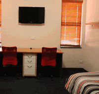Beatty Lodge - Schoolies Week Accommodation