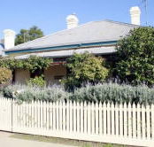Florennes Heritage Cottage - Schoolies Week Accommodation