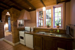Florennes Heritage Cottage - Schoolies Week Accommodation 1