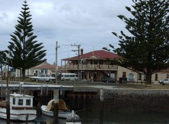 Port Albert Hotel - Schoolies Week Accommodation