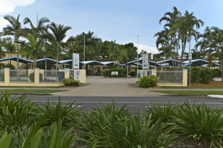 Trinity Beach Pacific - Schoolies Week Accommodation