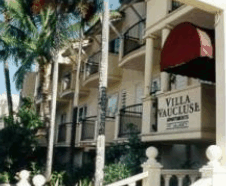 Villa Vaucluse - Schoolies Week Accommodation 2
