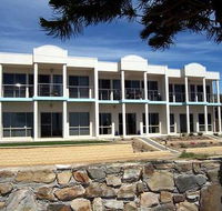 Christie's Seahorse - Schoolies Week Accommodation
