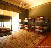 Lakeside Manor Yha - Schoolies Week Accommodation