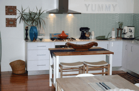 Abachi Beach House - Schoolies Week Accommodation 3