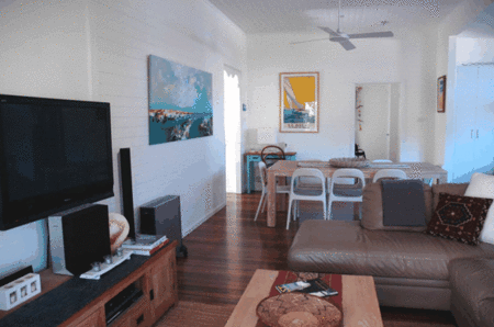 Abachi Beach House - Schoolies Week Accommodation 4