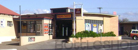 Somerset Hotel Motel - Schoolies Week Accommodation 1