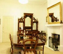 Amberley House - Schoolies Week Accommodation 2