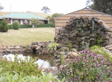 Kentish Hills Retreat - Schoolies Week Accommodation