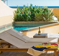 Beach Suites - Schoolies Week Accommodation
