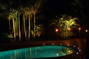 Amber Gardens Guesthouse - Schoolies Week Accommodation 1