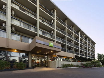 Ibis Styles Kalgoorlie - Schoolies Week Accommodation 3