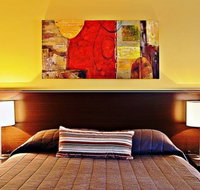 Governor Macquarie Motor Inn - Schoolies Week Accommodation