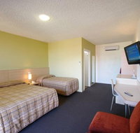 Adelaide Road Motor Lodge - Schoolies Week Accommodation