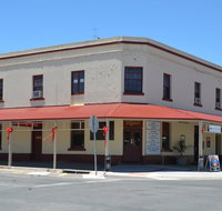 Copper Coast Hotel - Schoolies Week Accommodation