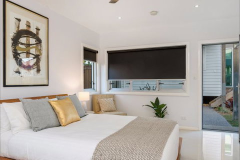 Aditi - Schoolies Week Accommodation 9
