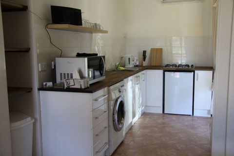 Coranda Lodge B And B - Schoolies Week Accommodation 4