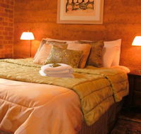Forest Retreat Bed and Breakfast - Schoolies Week Accommodation