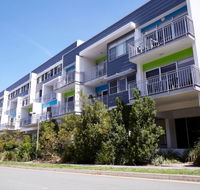 Griffith University Village - Schoolies Week Accommodation