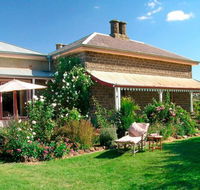 Lochinver Farm Homestead and Cottages - Schoolies Week Accommodation