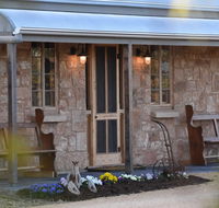 Riverline Cottage - Schoolies Week Accommodation