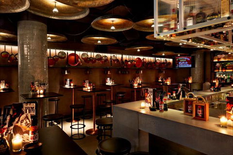 QT Melbourne - Schoolies Week Accommodation 5