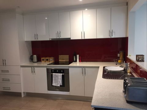 Royhaven Holiday Let - Schoolies Week Accommodation 3