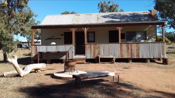 Tullibigeal NSW Schoolies Week Accommodation