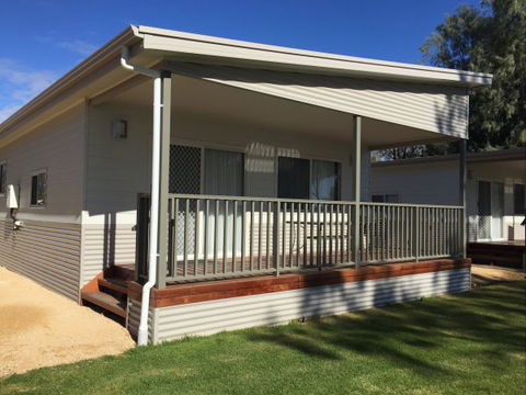 Waikerie Holiday Park - Schoolies Week Accommodation 0