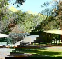 Blue Range Hut - Schoolies Week Accommodation